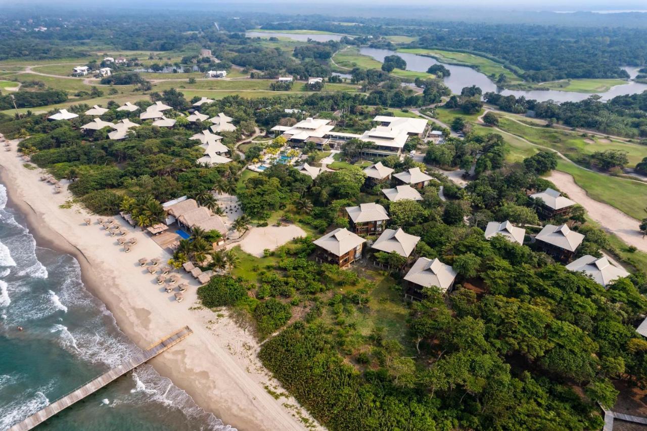 Indura Beach & Golf Resort Curio Collection By Hilton Tela Ngoại thất bức ảnh