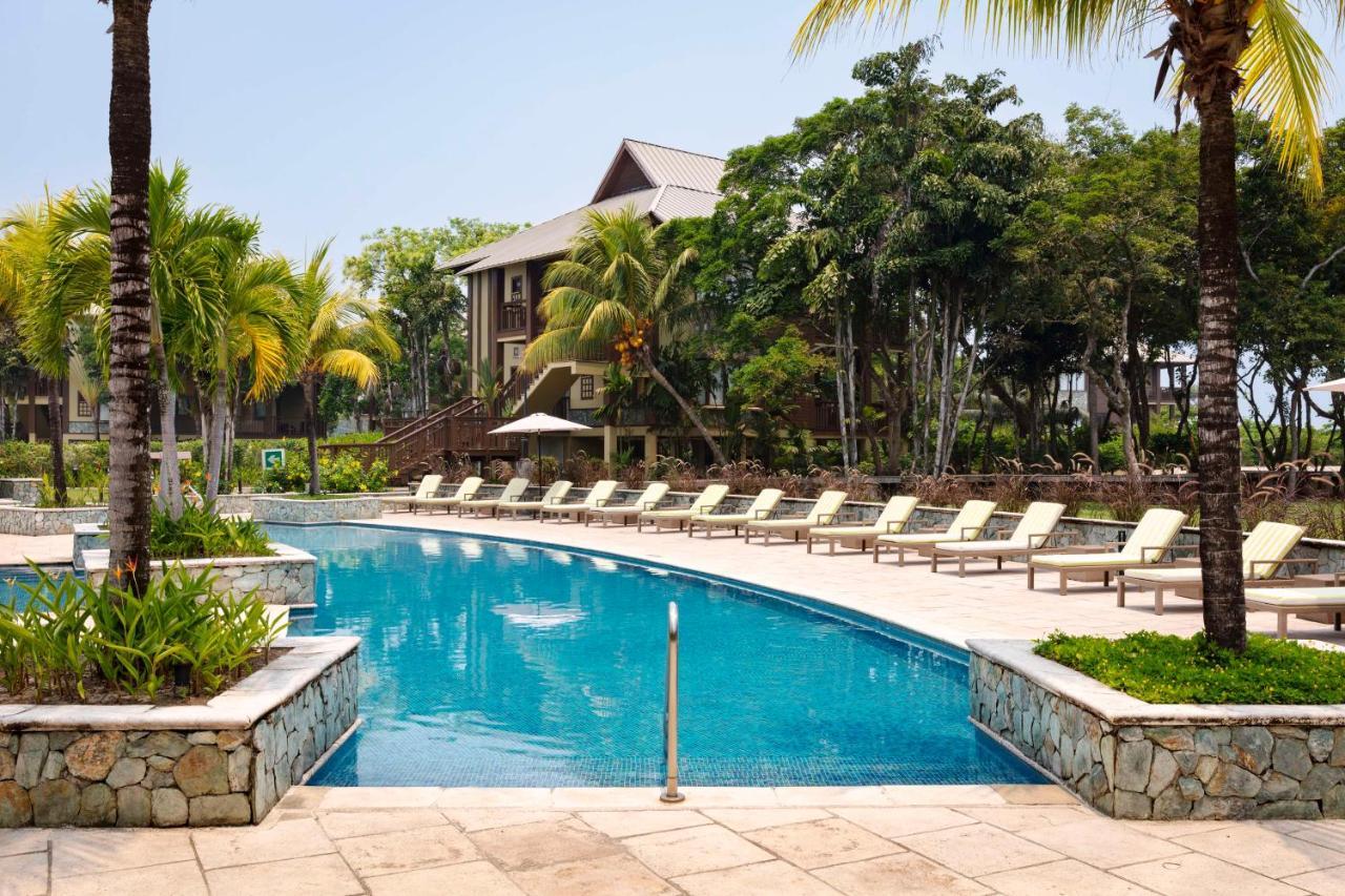 Indura Beach & Golf Resort Curio Collection By Hilton Tela Ngoại thất bức ảnh