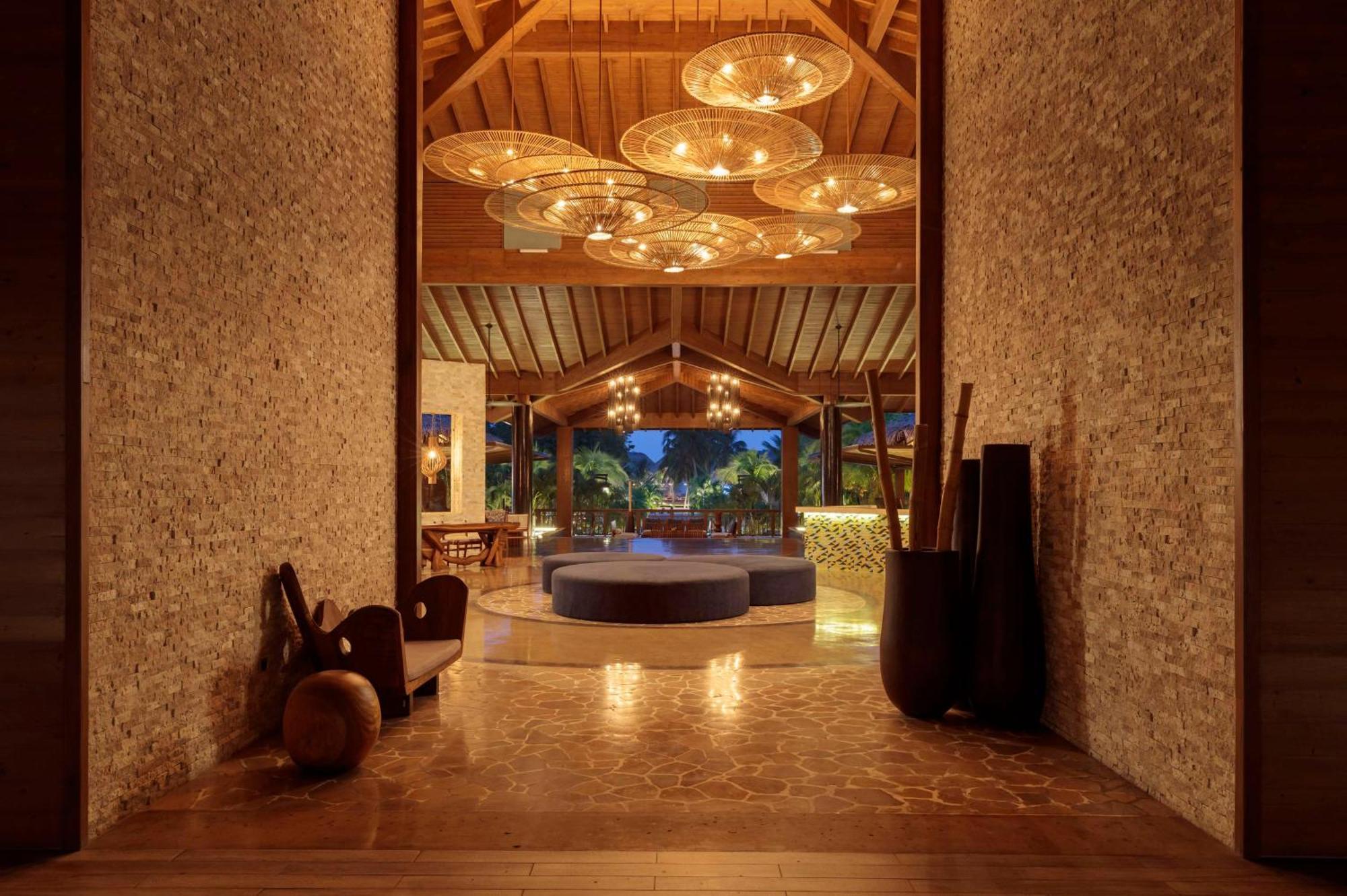 Indura Beach & Golf Resort Curio Collection By Hilton Tela Ngoại thất bức ảnh